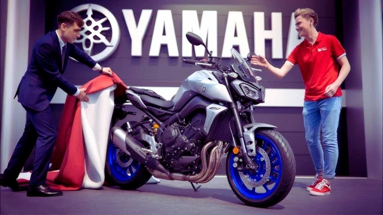 2025 Yamaha MT-15